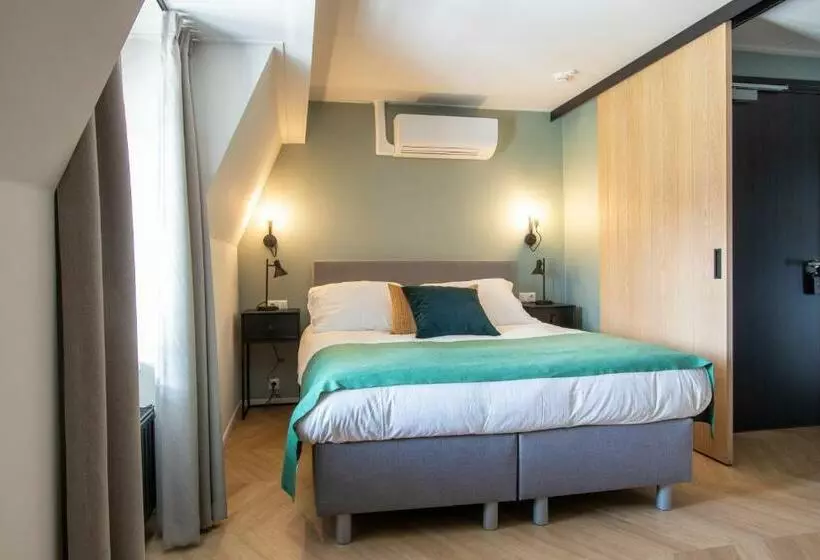 Hotelli Van Der Meer