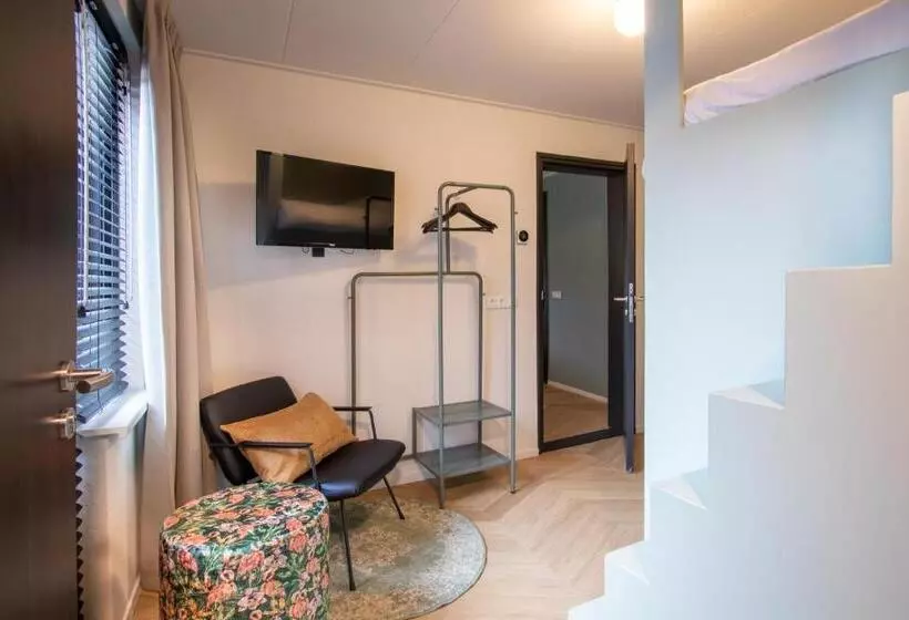 Hotelli Van Der Meer