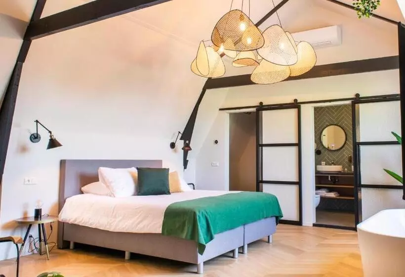 Hotelli Van Der Meer