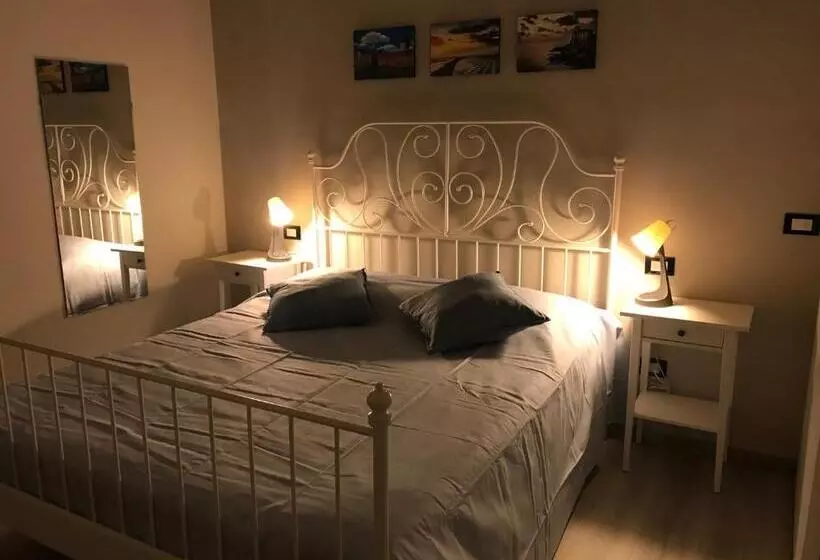 پانسیون Attico Livorno Bed & Relax