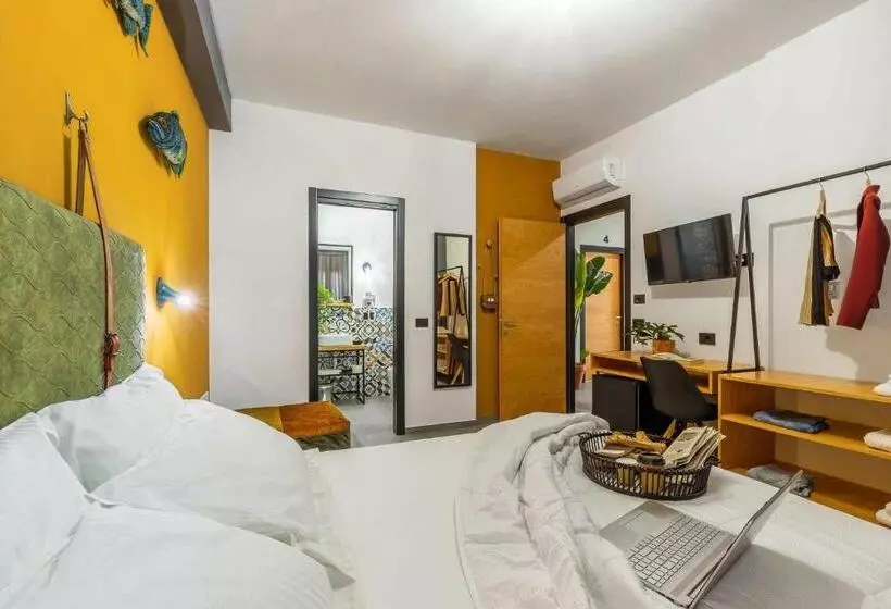 ペンション Bb Ogliastroom