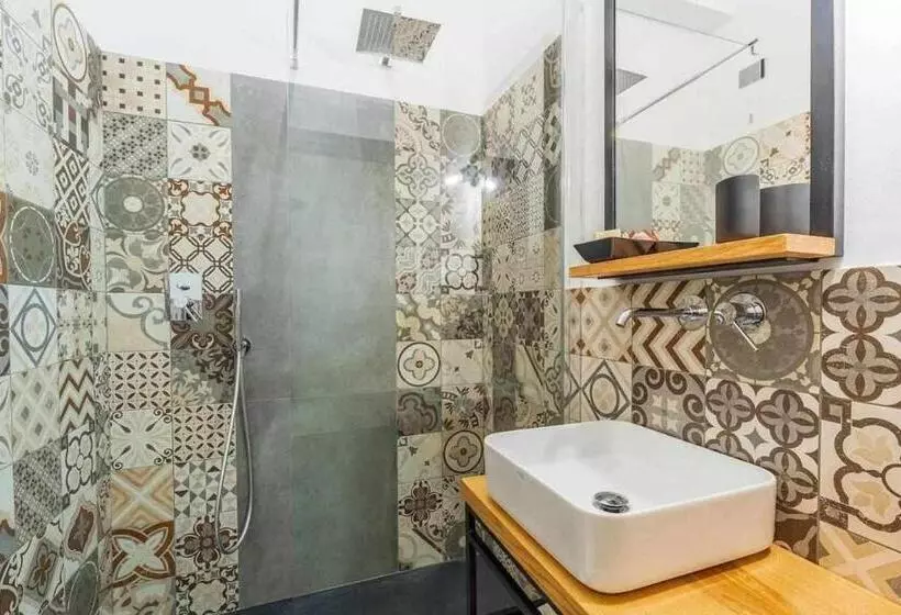 ペンション Bb Ogliastroom