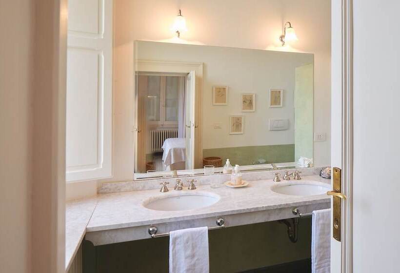 پانسیون Villa Monacelli B&b