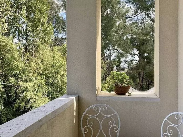 پانسیون Villa Monacelli