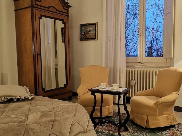 پانسیون Villa Monacelli B&b