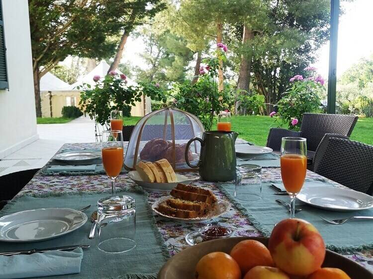 پانسیون Villa Monacelli B&b