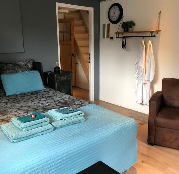 住宿加早餐 Altynghe