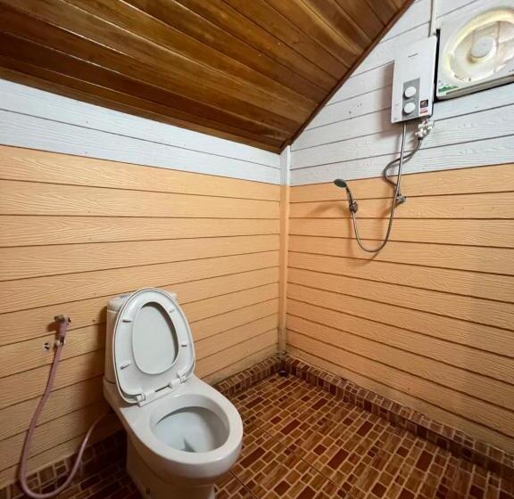 Sirilagoona Home Resort