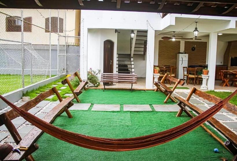 הוסטל Marlua Quartos & Suítes