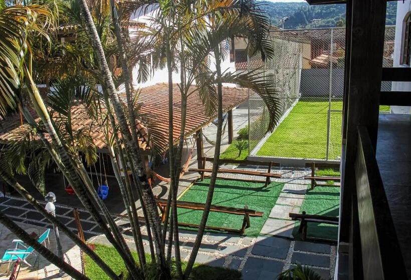 הוסטל Marlua Quartos & Suítes