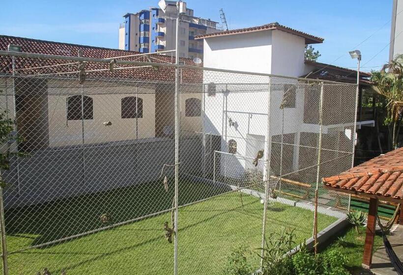 הוסטל Marlua Quartos & Suítes