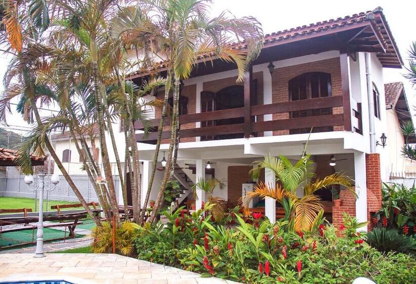 הוסטל Marlua Quartos & Suítes