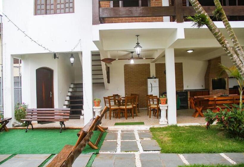 הוסטל Marlua Quartos & Suítes