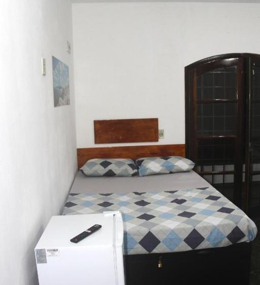 הוסטל Marlua Quartos & Suítes