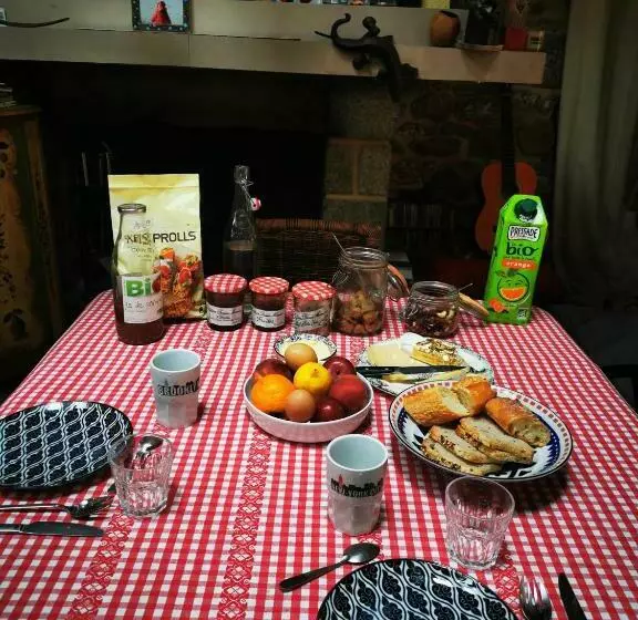 تختخواب و صبحانه Chambre Arty Chez L Habitant