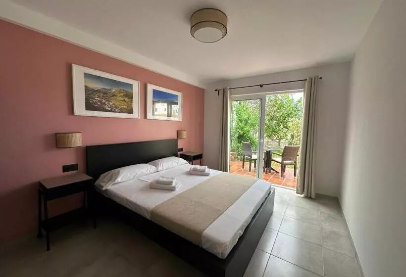 Aamiaismajoitus (B&B) Villa 8 Islas