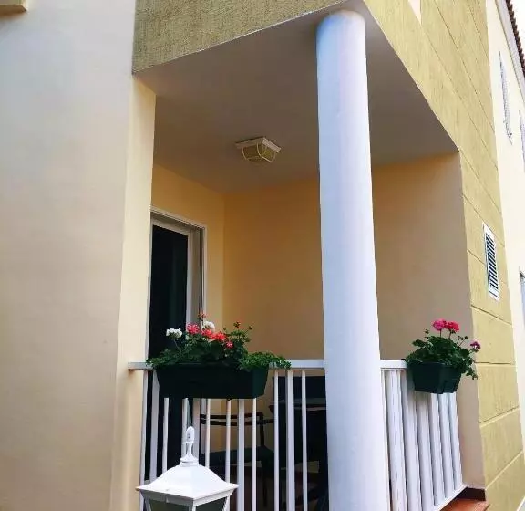 Aamiaismajoitus (B&B) Villa 8 Islas