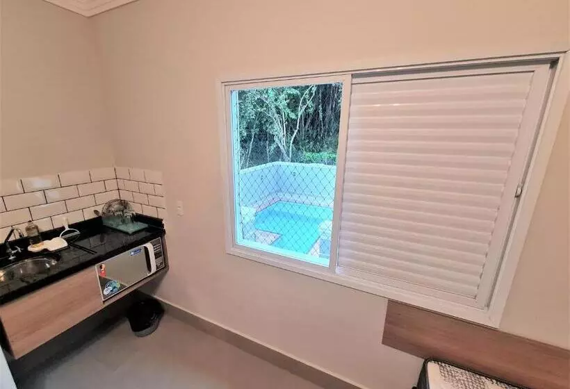 Majatalo Marmeu Enseada