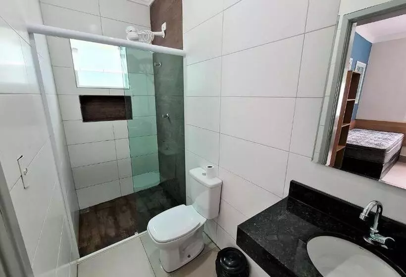 Majatalo Marmeu Enseada