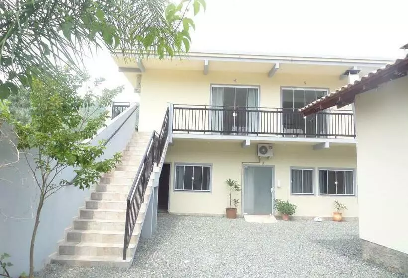 ペンション Pousada Casa Verde