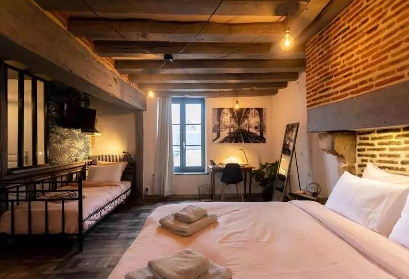 Aamiaismajoitus (B&B) La Tour Aux Grains Chambres Autonomes