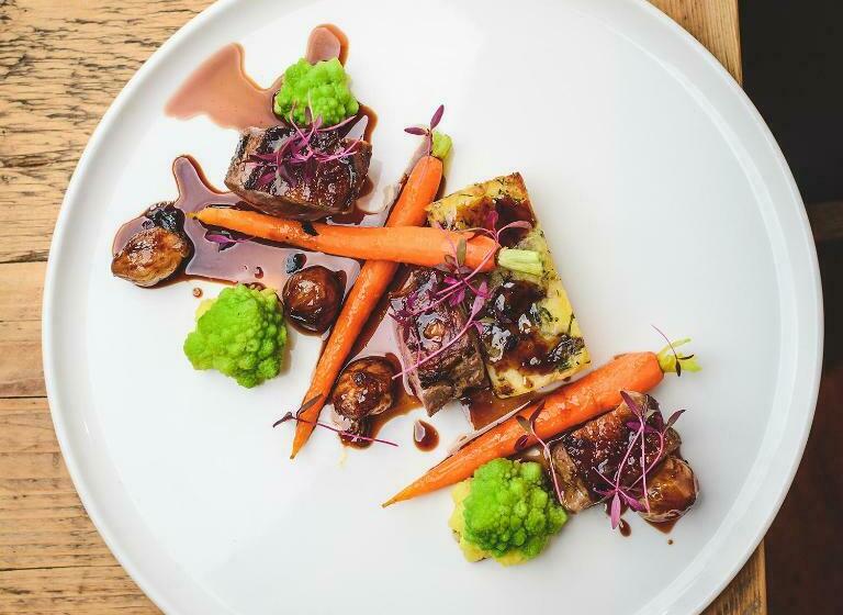 민박 The Three Horseshoes