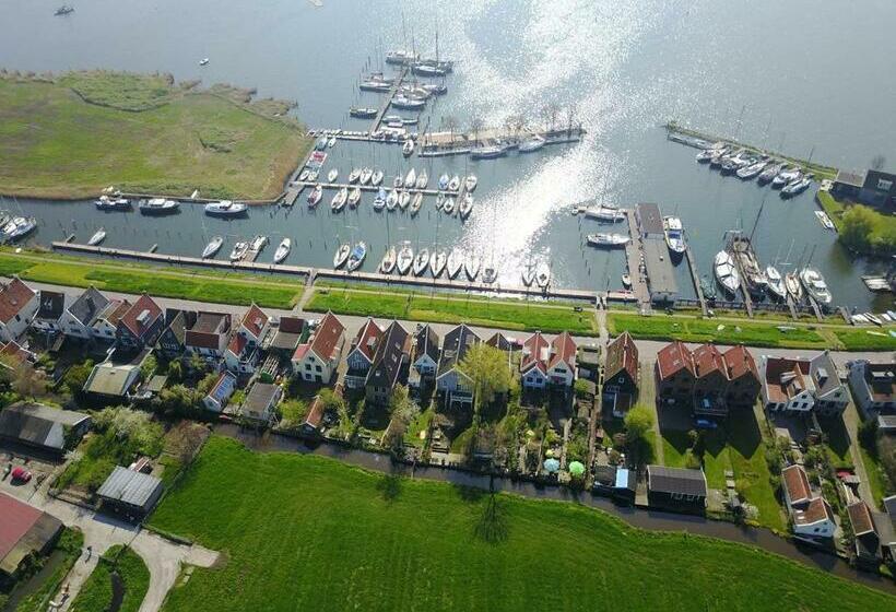 민박 Waterlands Genoegen