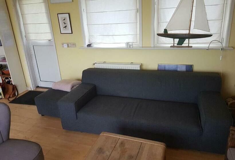 민박 Waterlands Genoegen