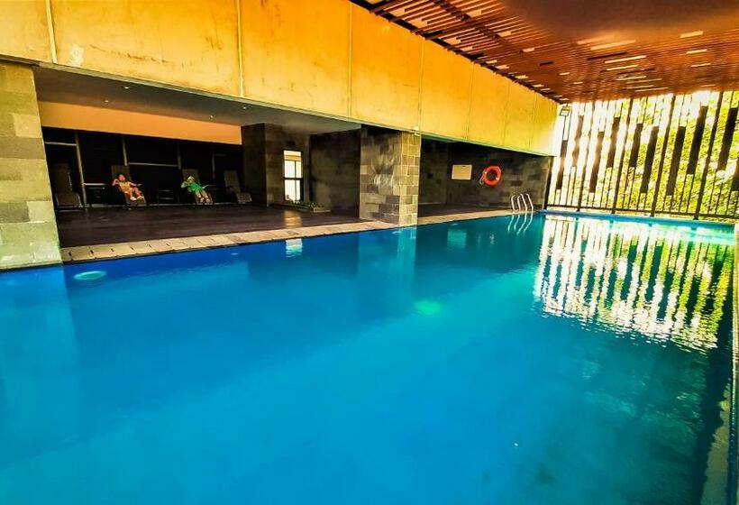 Szálloda Cordova Suites