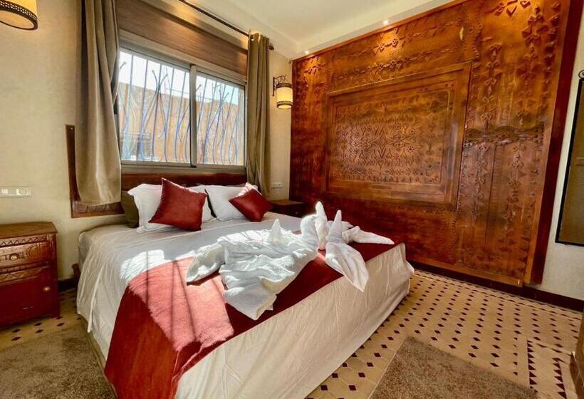 Hotel Apartments Lexpert  Riad The Family