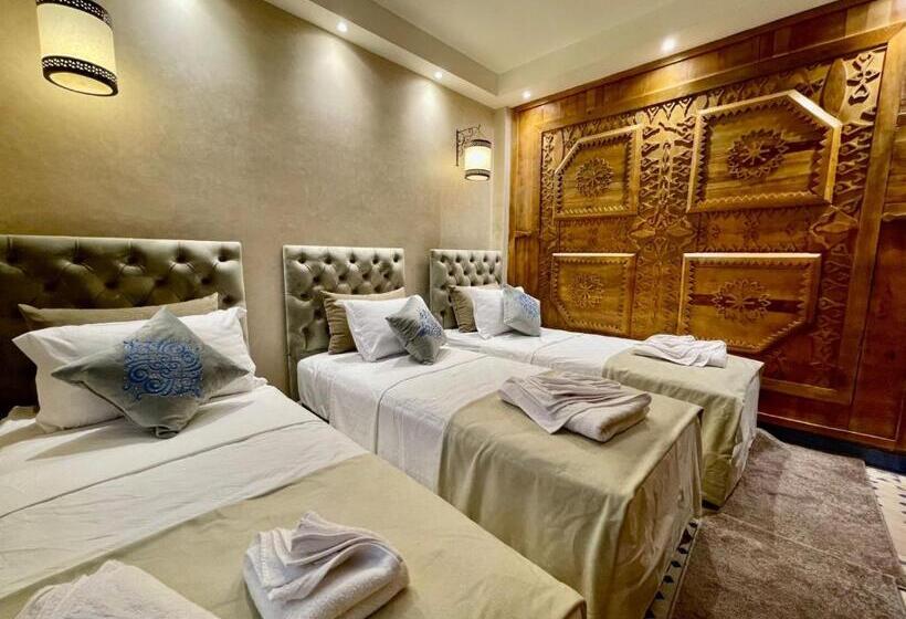 Hotel Apartments Lexpert  Riad The Family