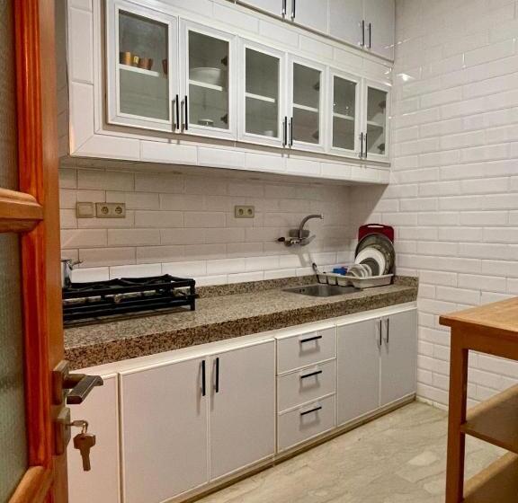 Hotel Apartments Lexpert  Riad The Family