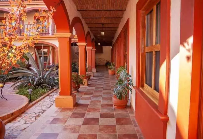 ホテル Encanto De La Sierra