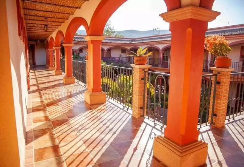 ホテル Encanto De La Sierra