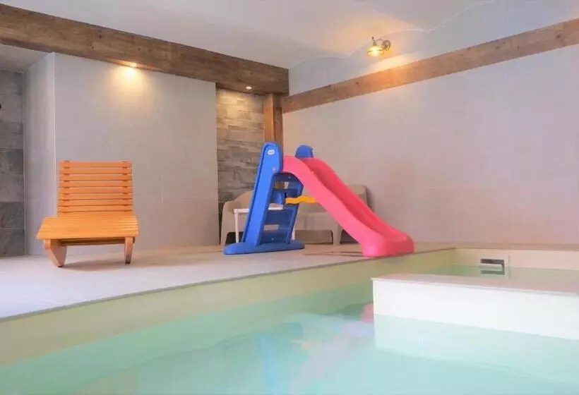 ホテル Resort Mlýn Karolínka