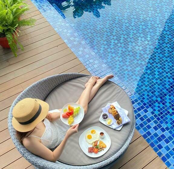 Grand Swiss Belhotel Darmo