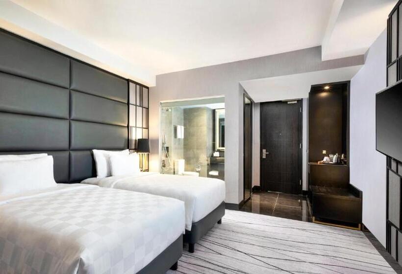 Grand Swiss Belhotel Darmo