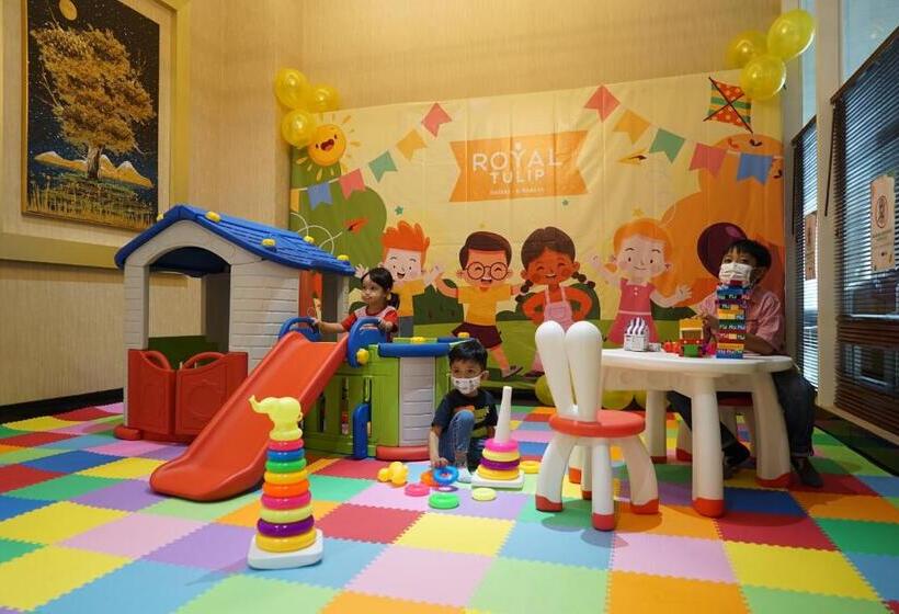 Grand Swiss Belhotel Darmo