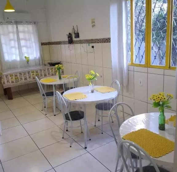 Majatalo Central 2   Pousada