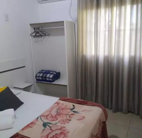 Majatalo Central 2   Pousada