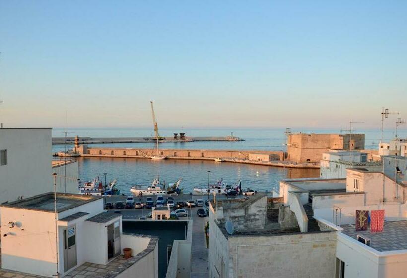 פנסיון Fari E Fanali Monopoli