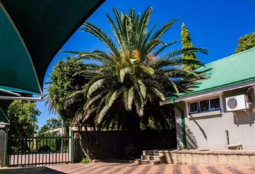 Majatalo Monacco Guest House