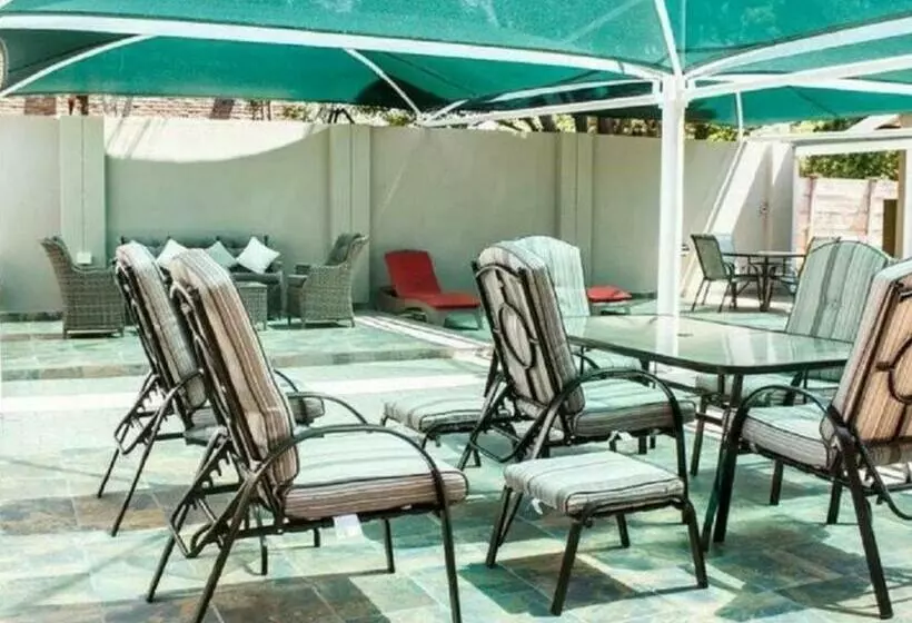 Majatalo Monacco Guest House