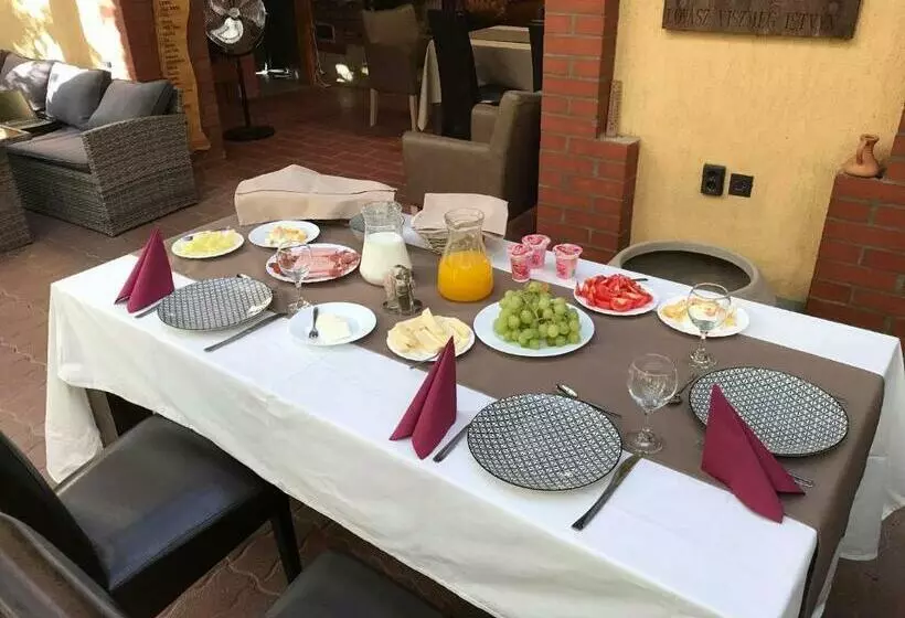 Aamiaismajoitus (B&B) Ambiente