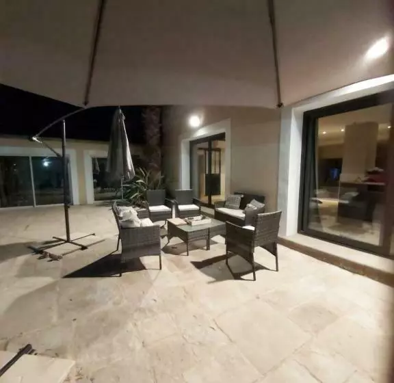 Aamiaismajoitus (B&B) La Villa De Fleury