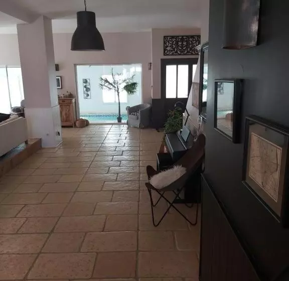 Aamiaismajoitus (B&B) La Villa De Fleury