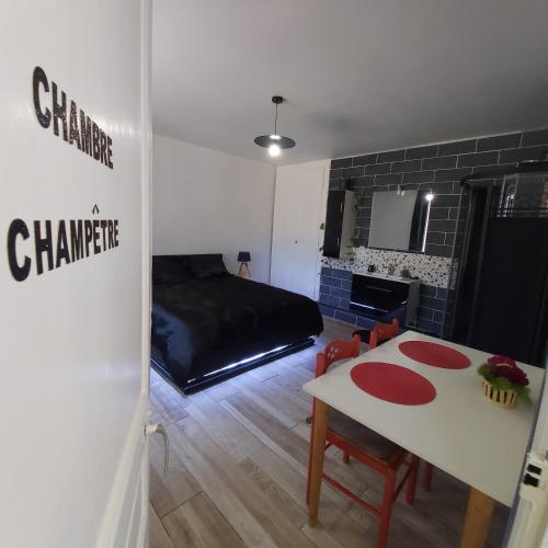 بنسيون Au Pays D Angeline