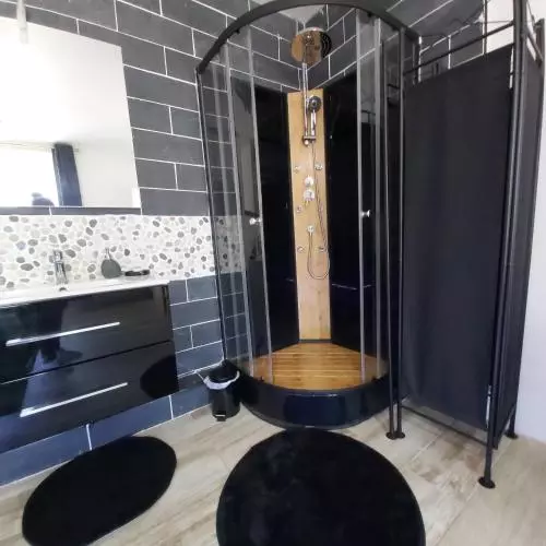 Majatalo Au Pays D Angeline