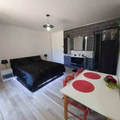 Majatalo Au Pays D Angeline