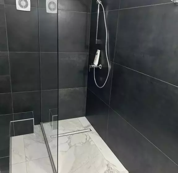 Majatalo Giulia Home